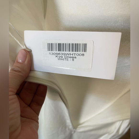 Reformation Kye Midi dress in white - Picture 11 of 13